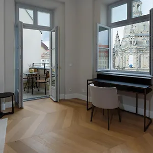 Luxury / 3-raum-suite An Der Frauenkirche / 6 Apartment